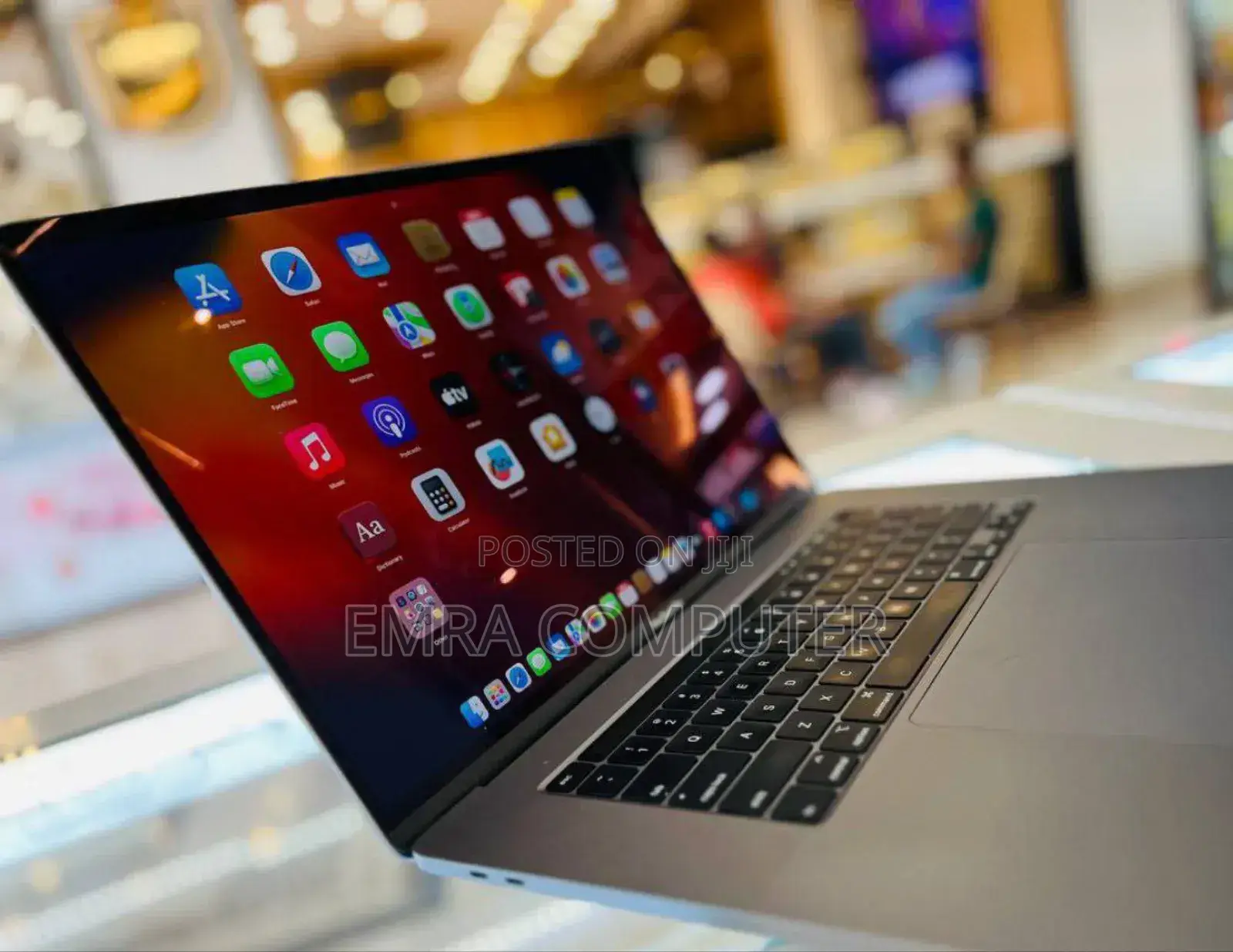 New Laptop Apple MacBook Pro 2019 16GB Intel Core I7 SSD 1T