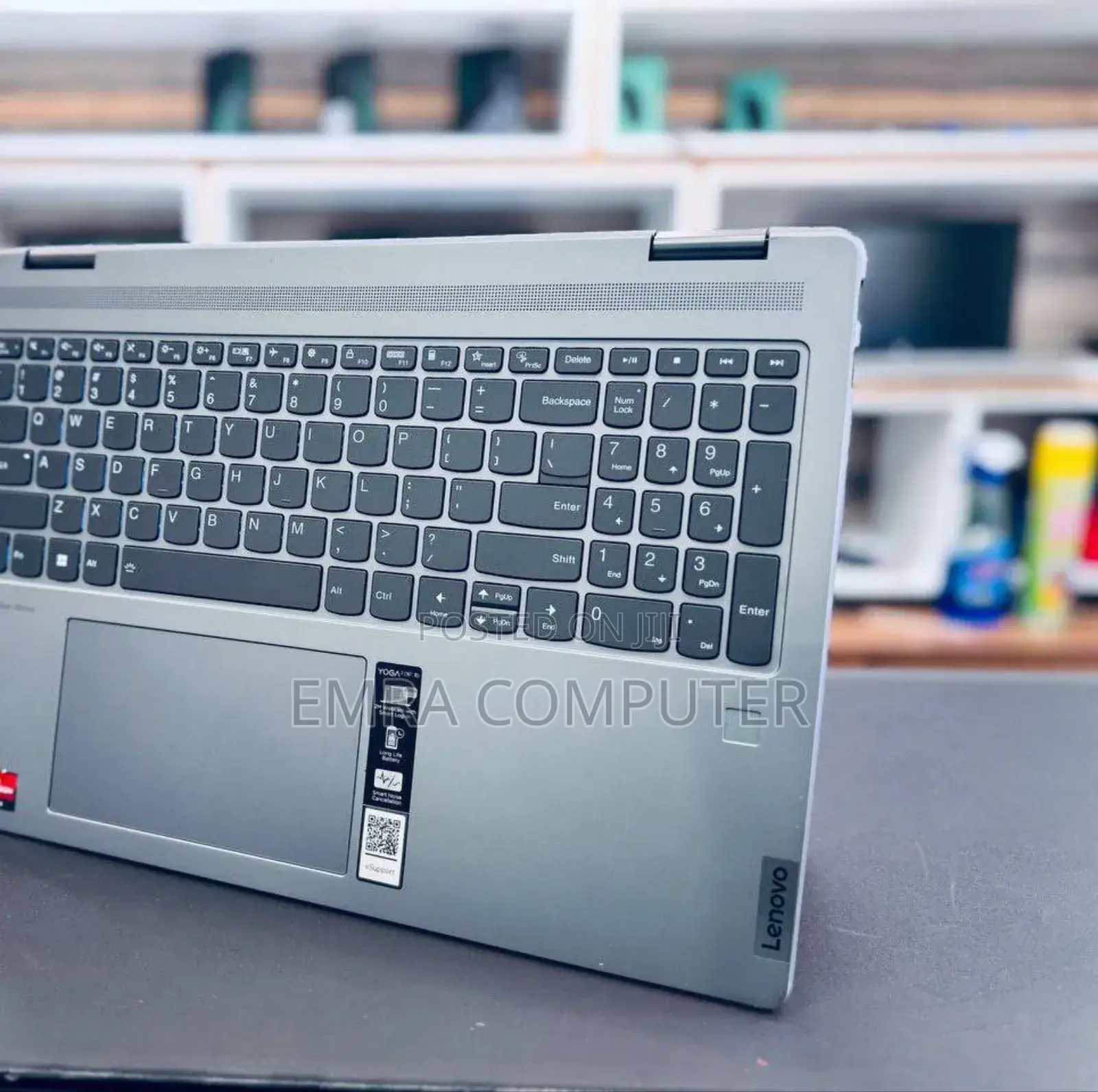 New Laptop Lenovo Yoga 7i 8GB AMD Ryzen 5 SSD 512GB