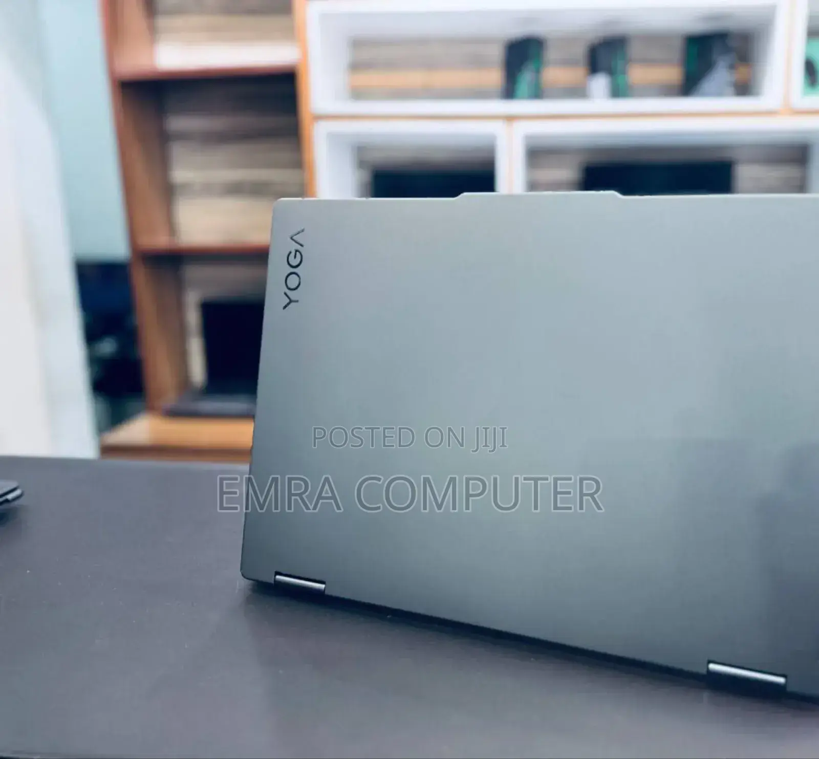 New Laptop Lenovo Yoga 7i 8GB AMD Ryzen 5 SSD 512GB