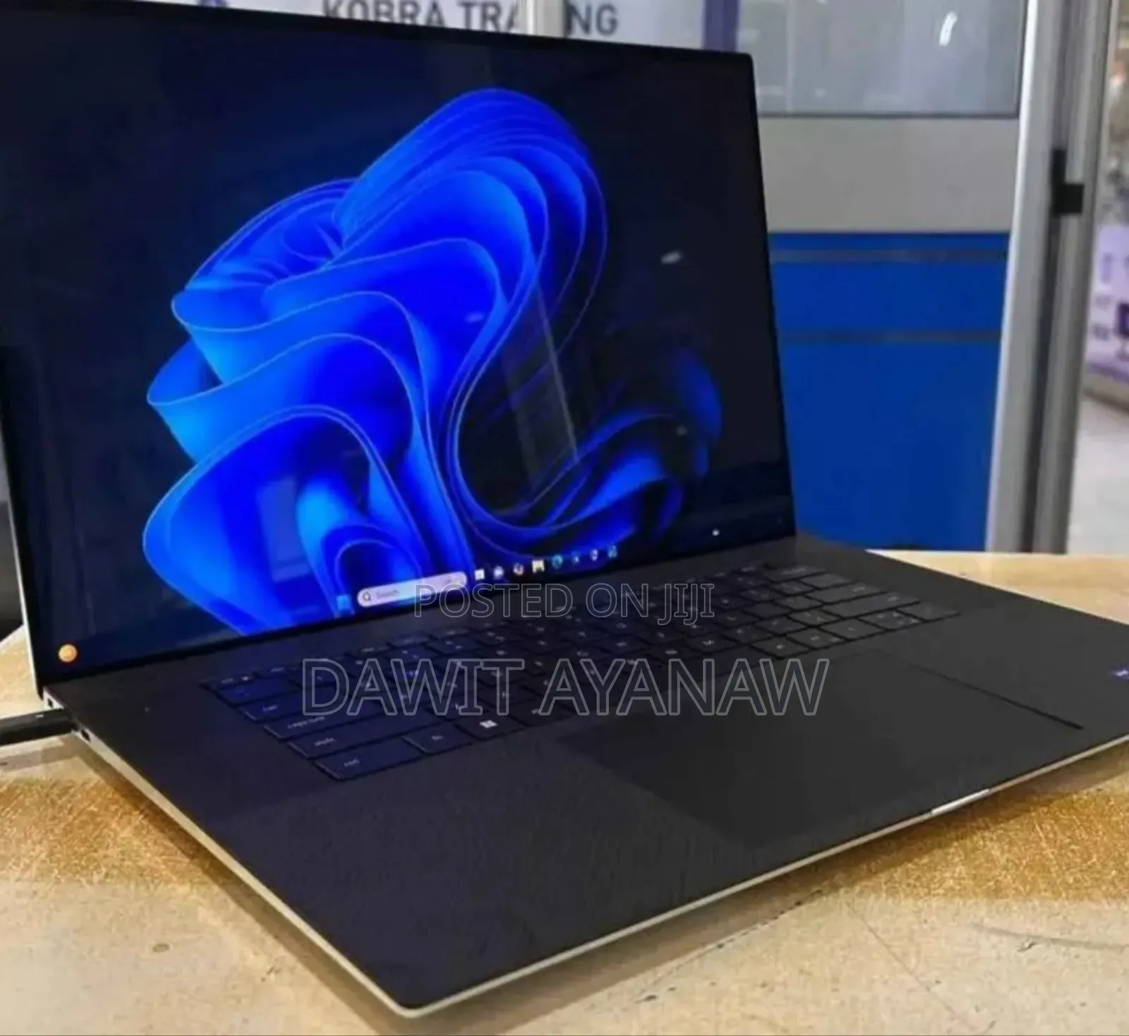 New Laptop Dell XPS 15 32GB Intel Core I7 SSD 1T