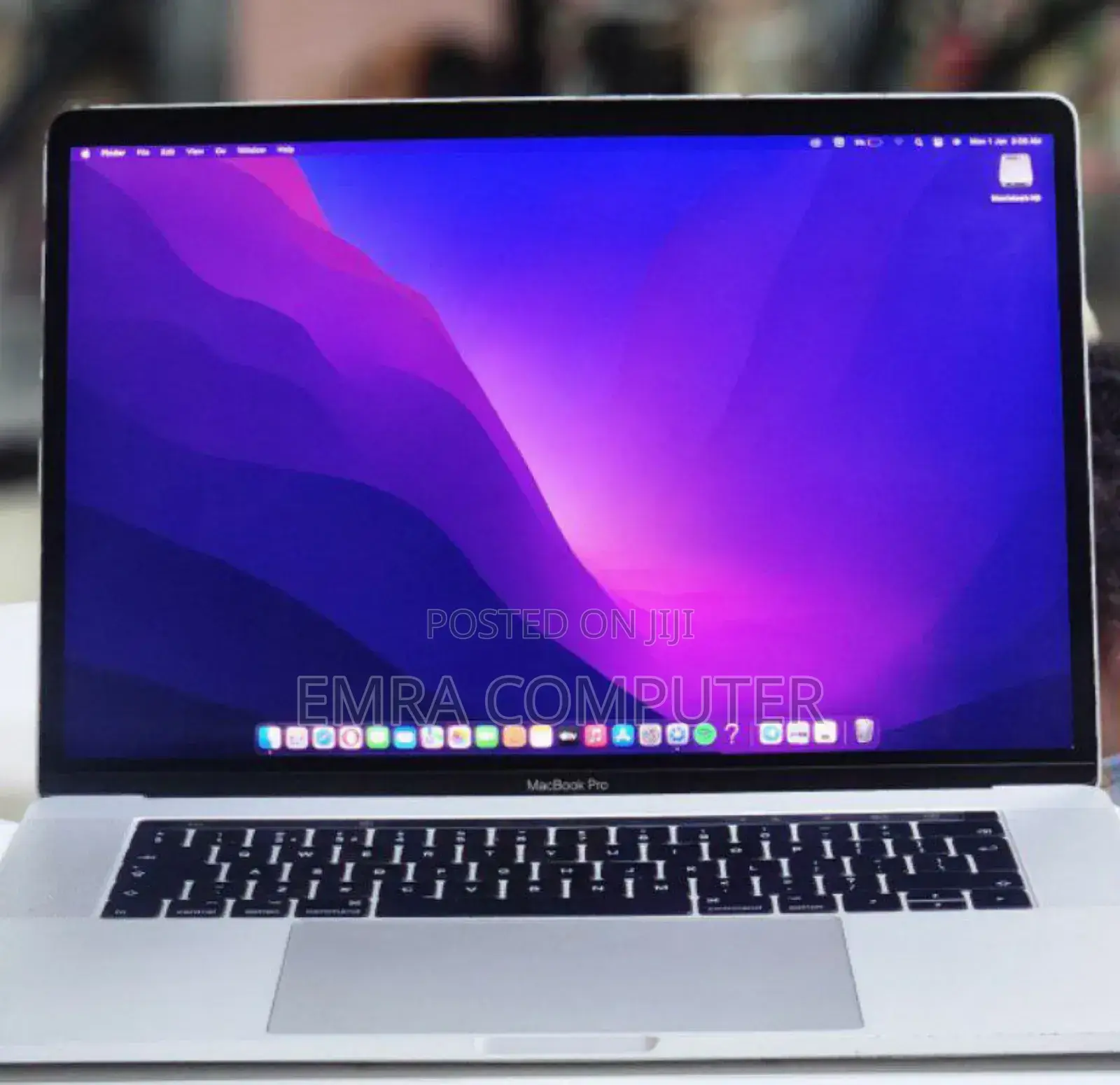 New Laptop Apple MacBook Pro 2017 16GB Intel Core I7 SSD 512GB