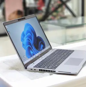 Photo - New Laptop Dell Latitude 5540 16GB Intel Core I7 SSD 512GB