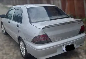 Mitsubishi Lancer 2001 Silver