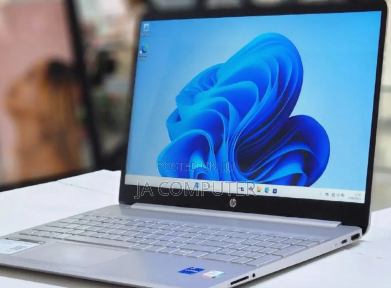 New Laptop HP Stream Notebook 16GB Intel Core I7 SSD 512GB