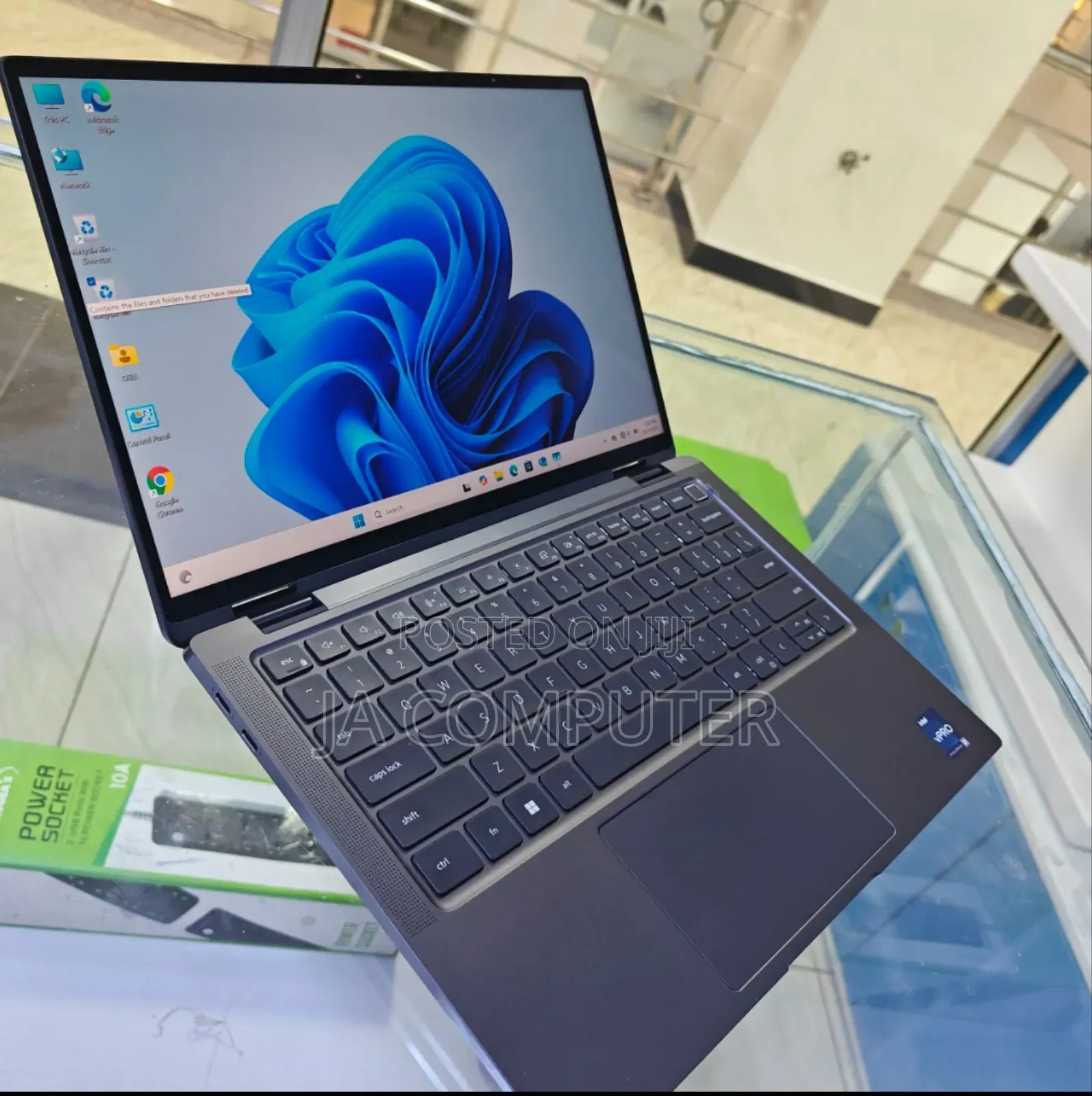 New Laptop Dell 16GB Intel Core I7 SSD 512GB