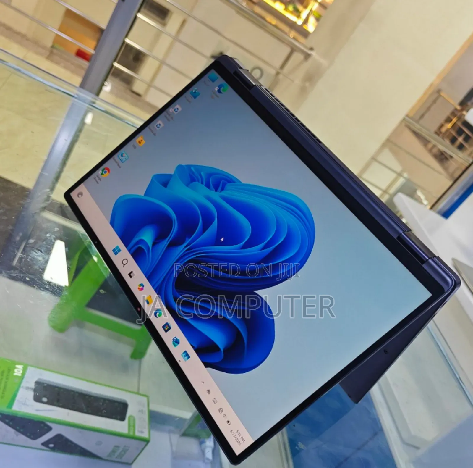 New Laptop Dell 16GB Intel Core I7 SSD 512GB