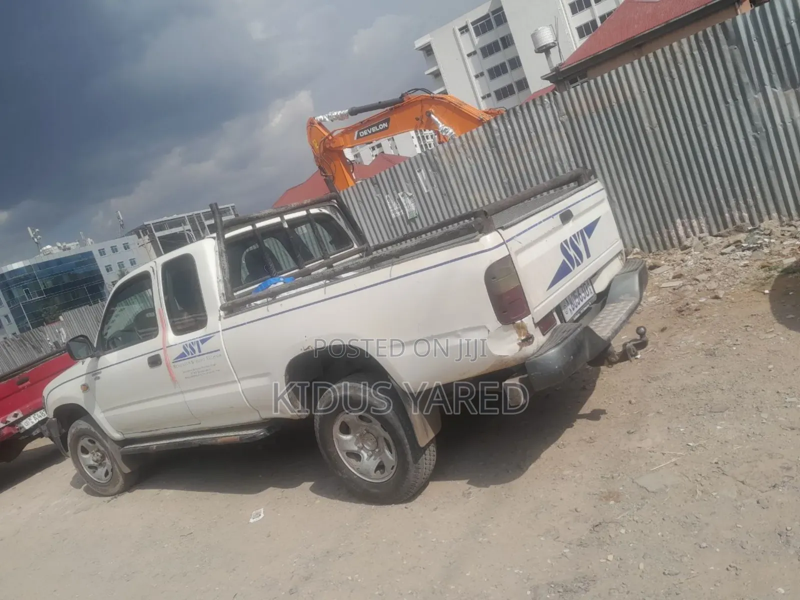 Toyota Hilux 2.5 Cab 2005 White