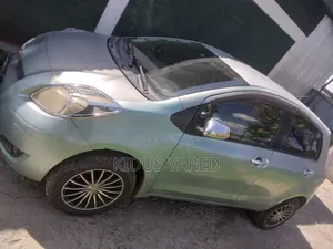 Photo - Toyota Yaris 2008 Green