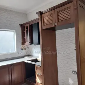 Furnished 5bdrm Villa in ለገጣፎ አካባቢ, Oromia-Finfinne for sale
