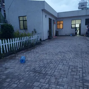Photo - Furnished 5bdrm House in ለገጣፎ አካባቢ, Oromia-Finfinne for sale