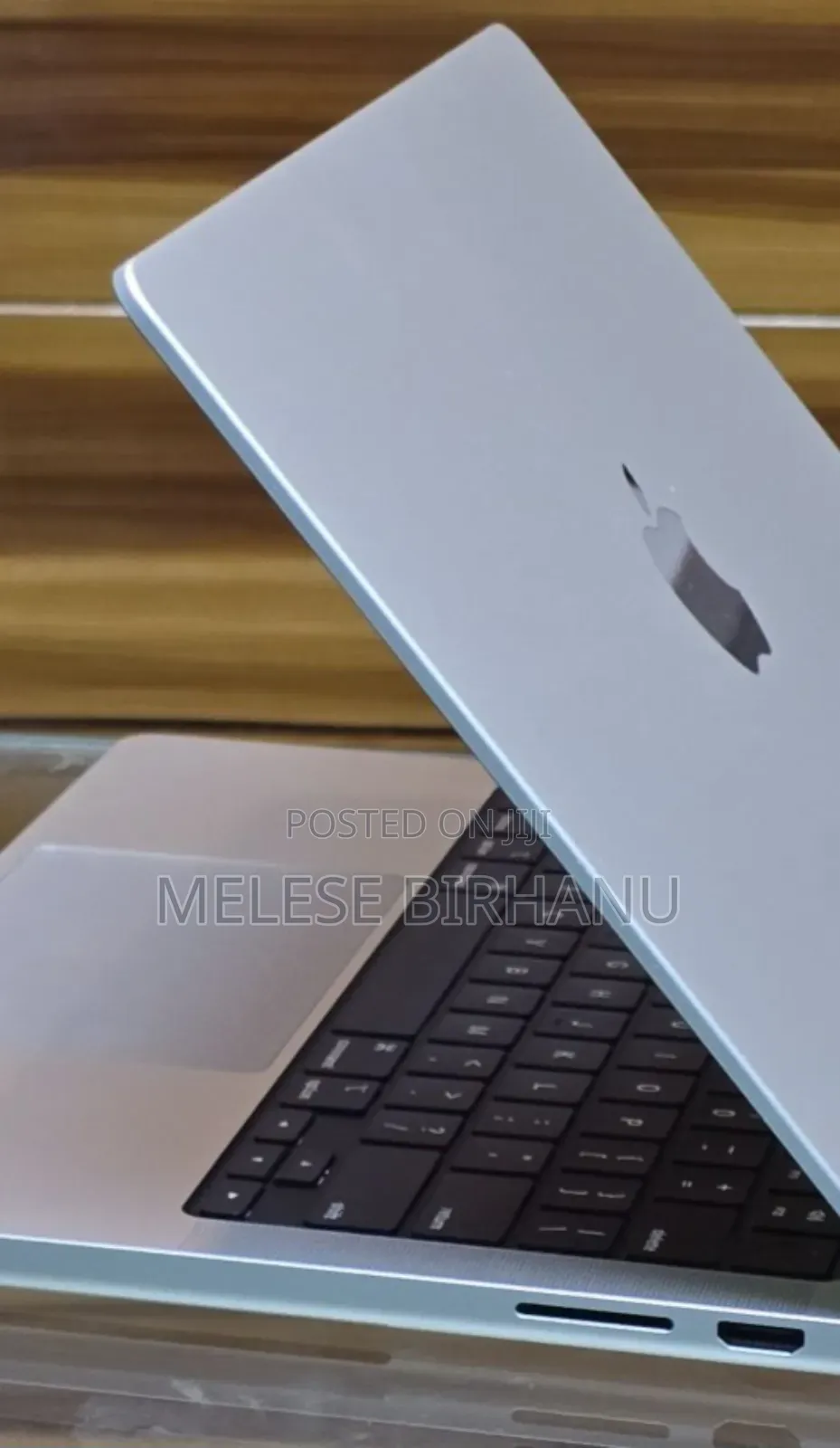 New Laptop Apple MacBook Pro 8GB Apple M3 Pro SSD 512GB