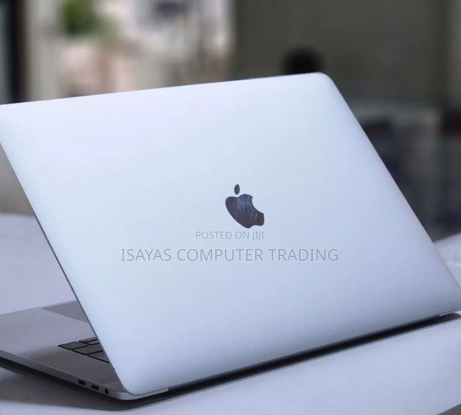 New Laptop Apple MacBook Pro 2017 16GB Intel Core I7 SSD 512GB