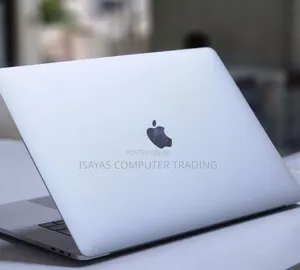 New Laptop Apple MacBook Pro 2017 16GB Intel Core I7 SSD 512GB