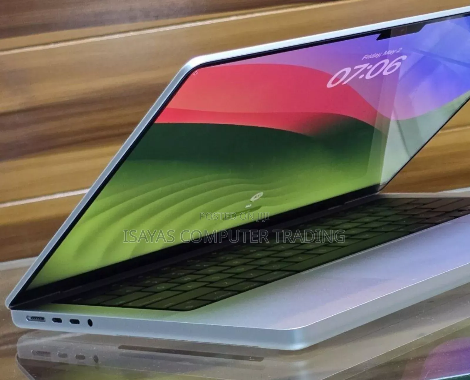 New Apple MacBook Pro 2023 M2 Max 14-Inch 8GB Intel Core I7 SSD 512GB