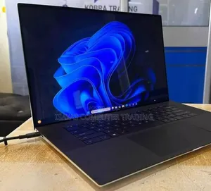 Photo - New Laptop Dell XPS 17 9720 32GB Intel Core I7 SSD 1T