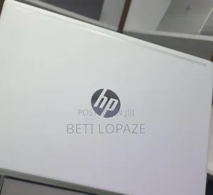 New Laptop HP 14z 16GB AMD Ryzen 5 SSD 512GB
