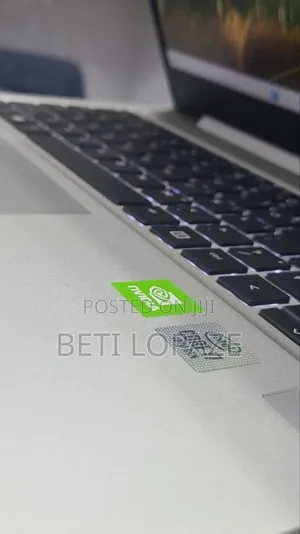 New Laptop HP 14z 16GB AMD Ryzen 5 SSD 512GB