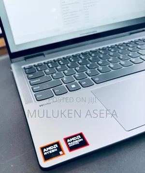 New Laptop Lenovo Yoga 7i 16GB Intel Core Ultra 5 SSD 512GB