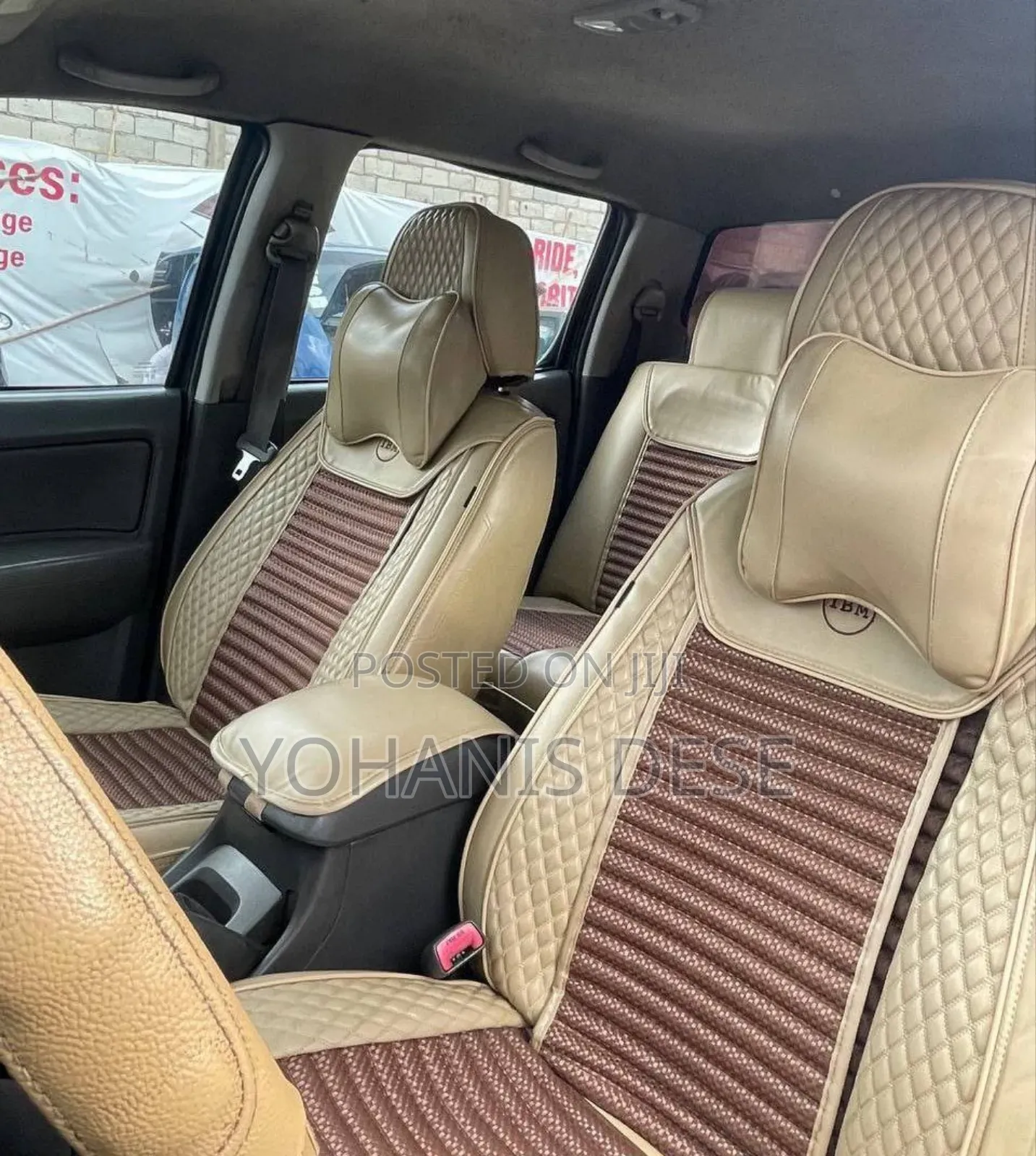 Toyota Hilux 2013 Black