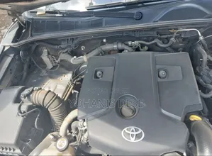 Toyota Hilux 2018 Silver