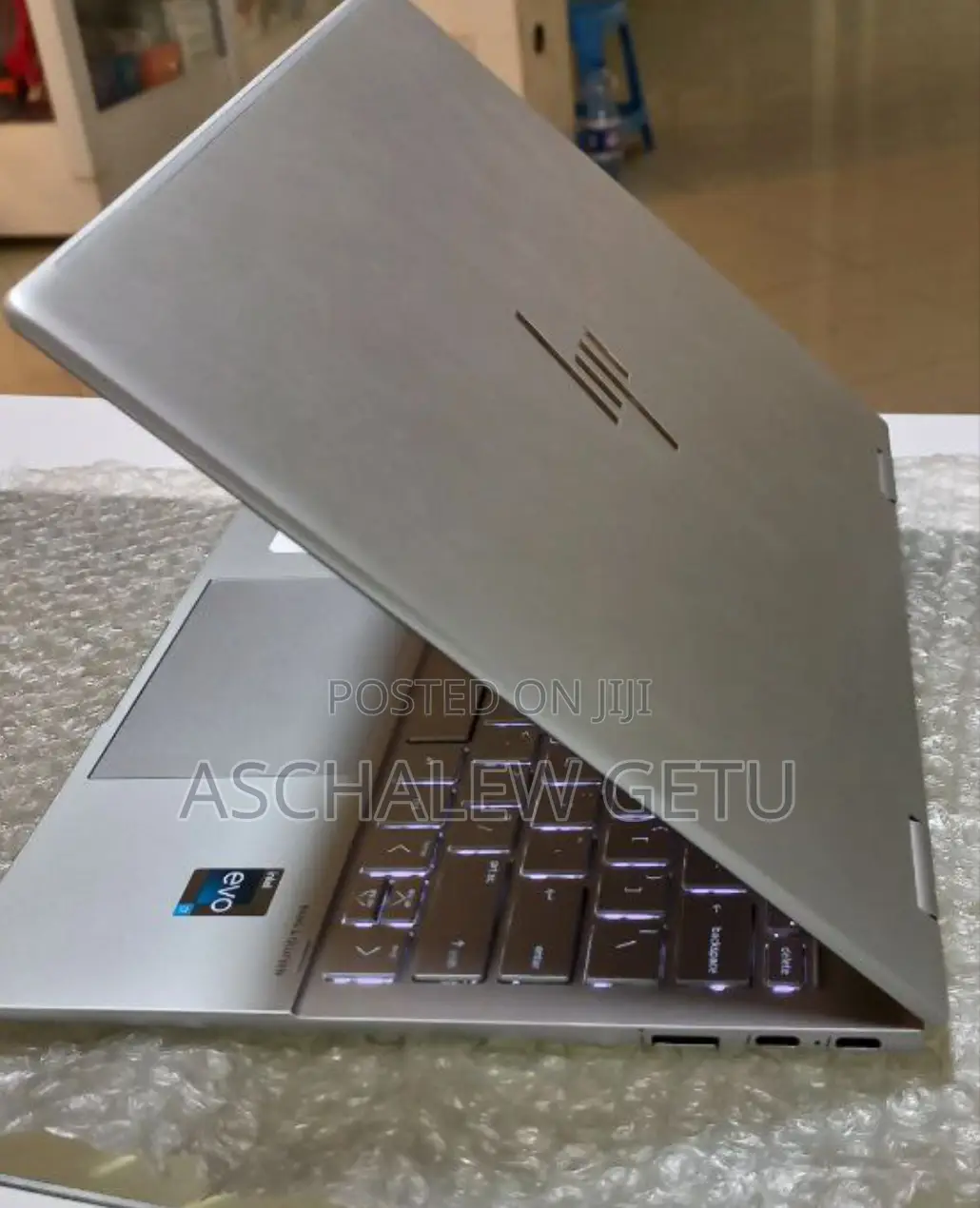 New Laptop HP Envy X360 8GB Intel Core I7 SSD 512GB