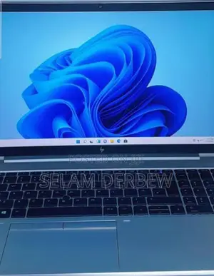 Photo - New Laptop HP EliteBook 850 8GB Intel Core I5 SSD 512GB