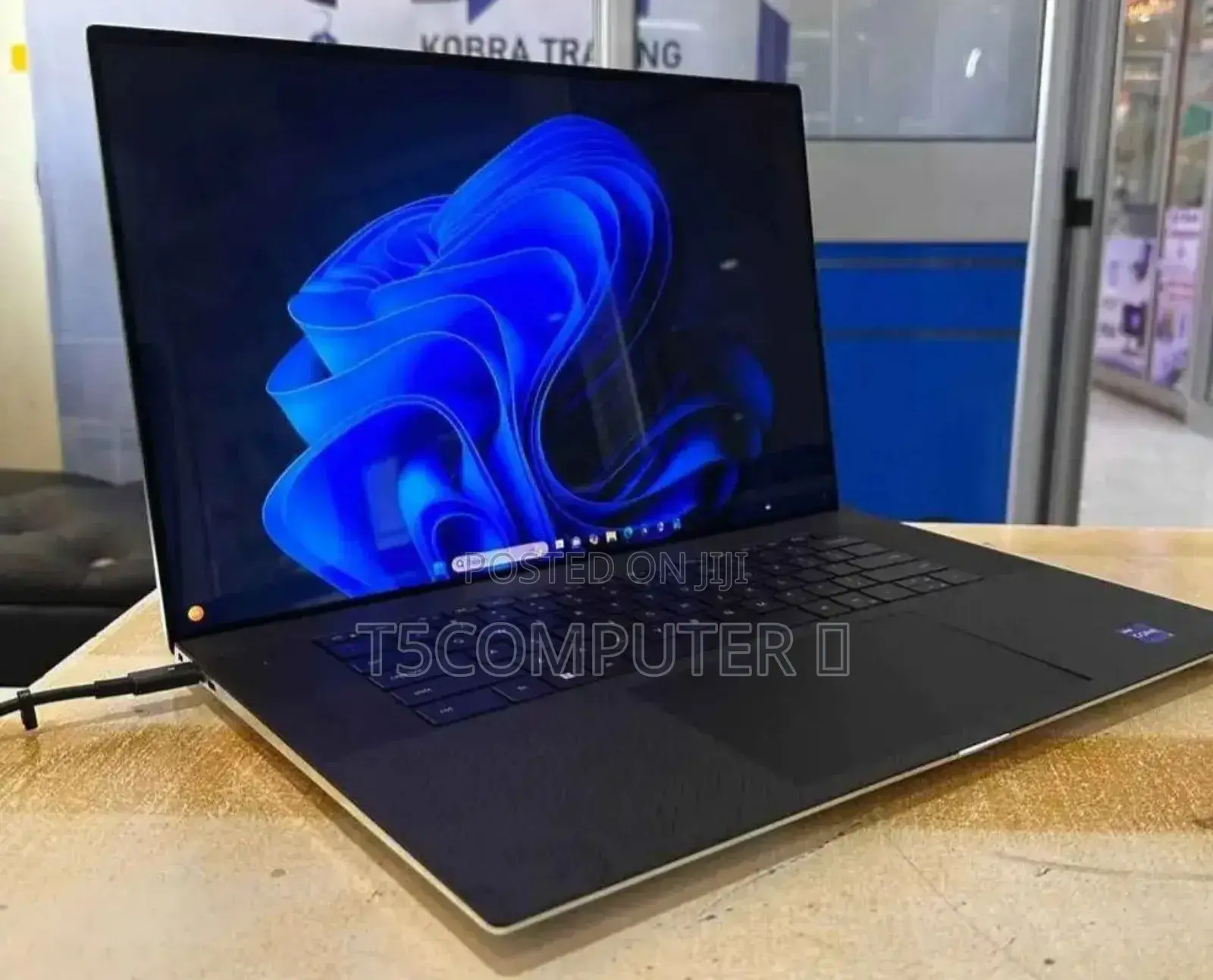 New Laptop Dell XPS 17 L701X 32GB Intel Core I7 SSD 1T