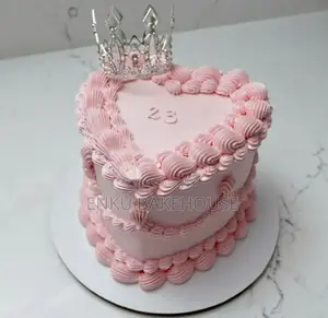 Birthday Cake With Crown