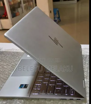 New Laptop HP Envy X360 8GB Intel Core I7 SSD 512GB