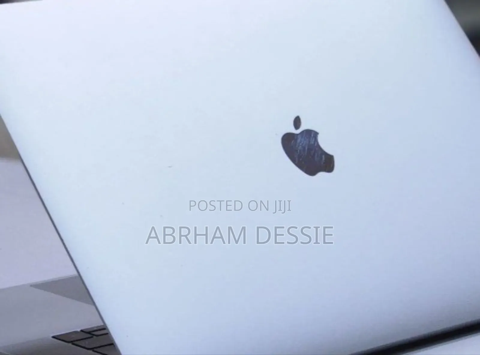 New Laptop Apple MacBook Pro 2017 16GB Intel Core I7 SSD 512GB