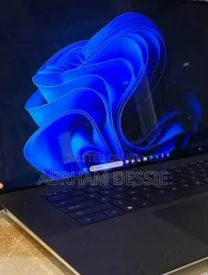 New Laptop Dell XPS 17 9720 32GB Intel Core I7 SSD 1T