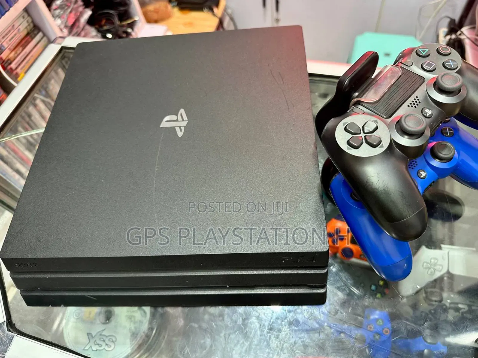 Playstation 4 Pro 1000 ጂቢ