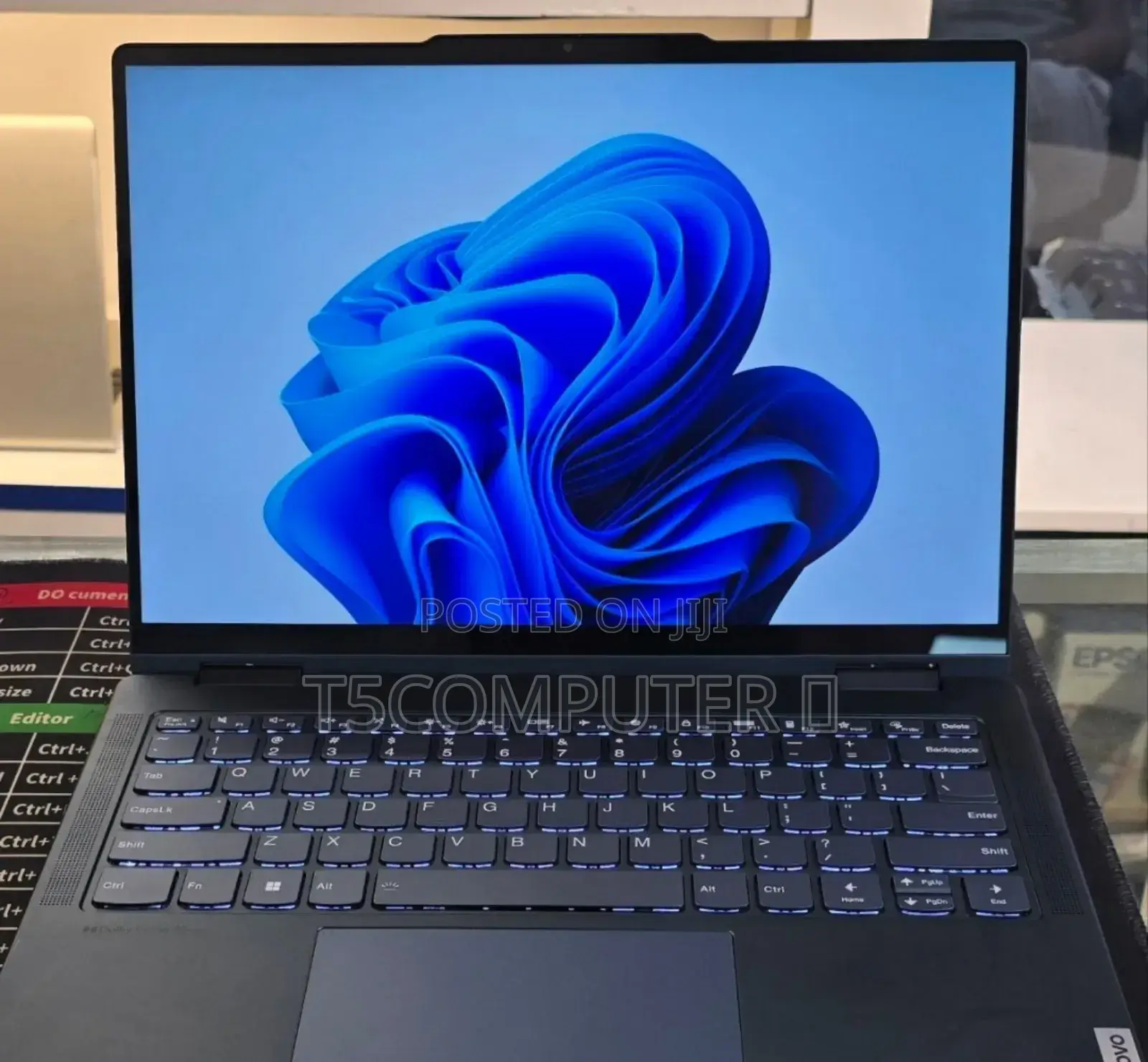 New Laptop Lenovo 16GB AMD Ryzen 7 SSD 512GB