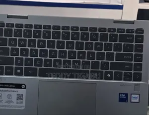 New Laptop HP Envy X360 8GB Intel Core I5 SSD 1T