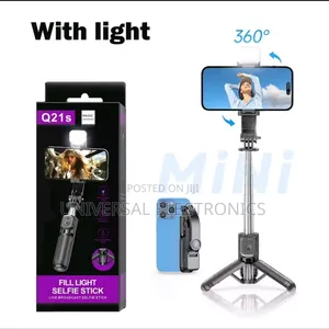 Photo - Selfie Stick With Adjustable Light(Capture Your Best Angle!)