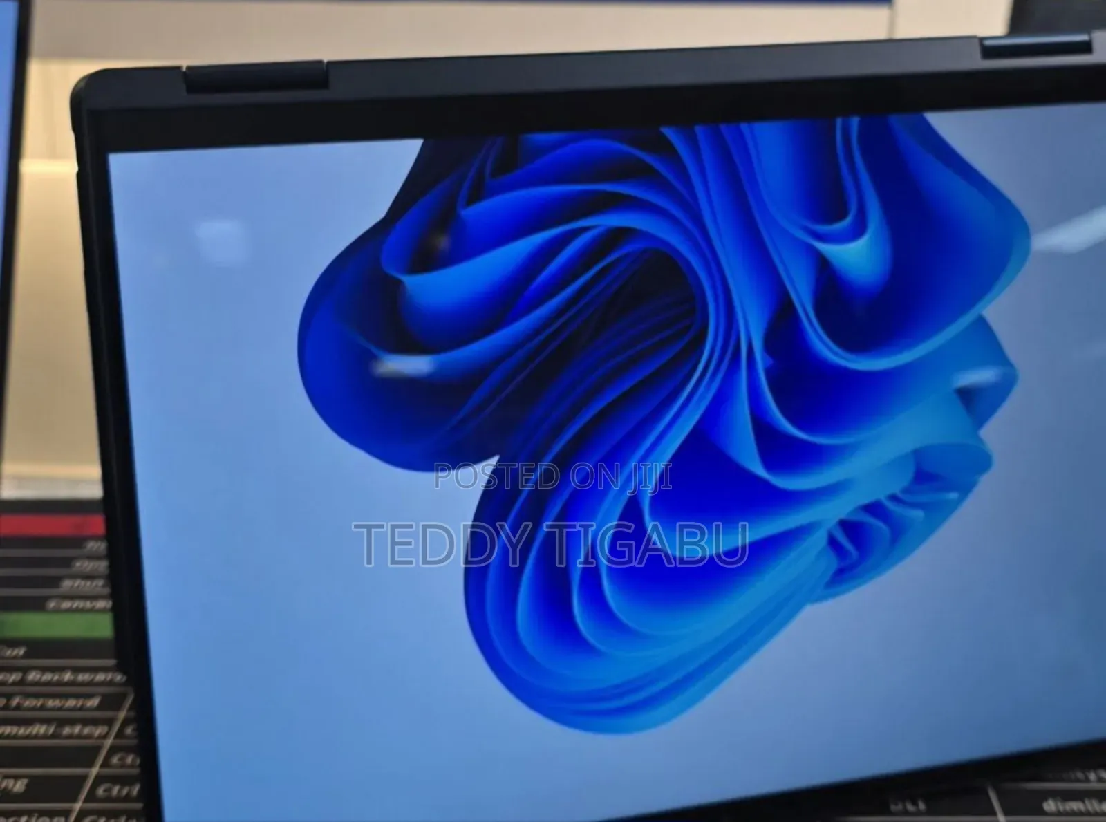 New Laptop Lenovo Yoga 2 16GB AMD Ryzen 7 SSD 512GB