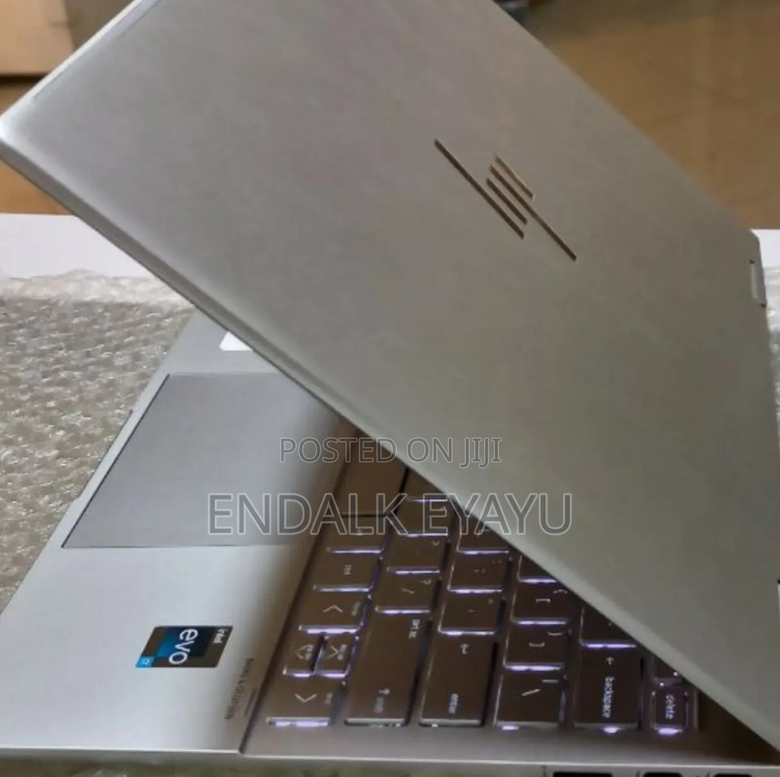 New Laptop HP Envy X360 8GB Intel Core I7 SSD 512GB