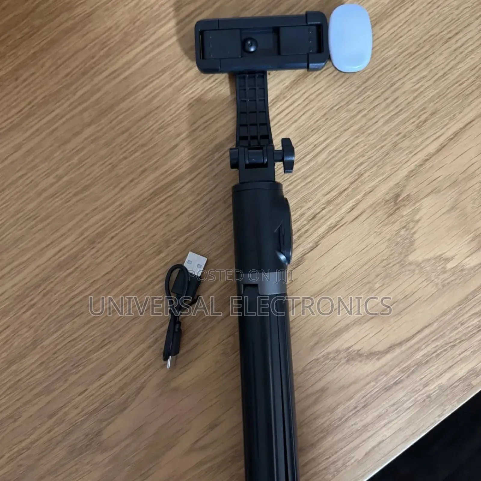 Brand New Selfie-Stick(Perfect for Day Night Shots!)