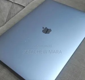 New Laptop Apple MacBook Pro 2019 32GB Intel Core I9 SSD 512GB