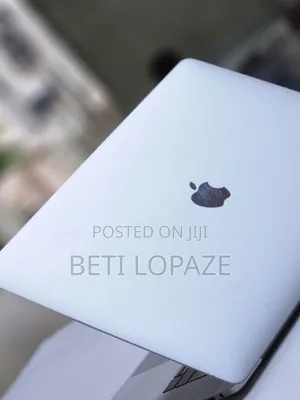 New Laptop Apple MacBook Pro 2017 16GB Intel Core I7 SSD 512GB