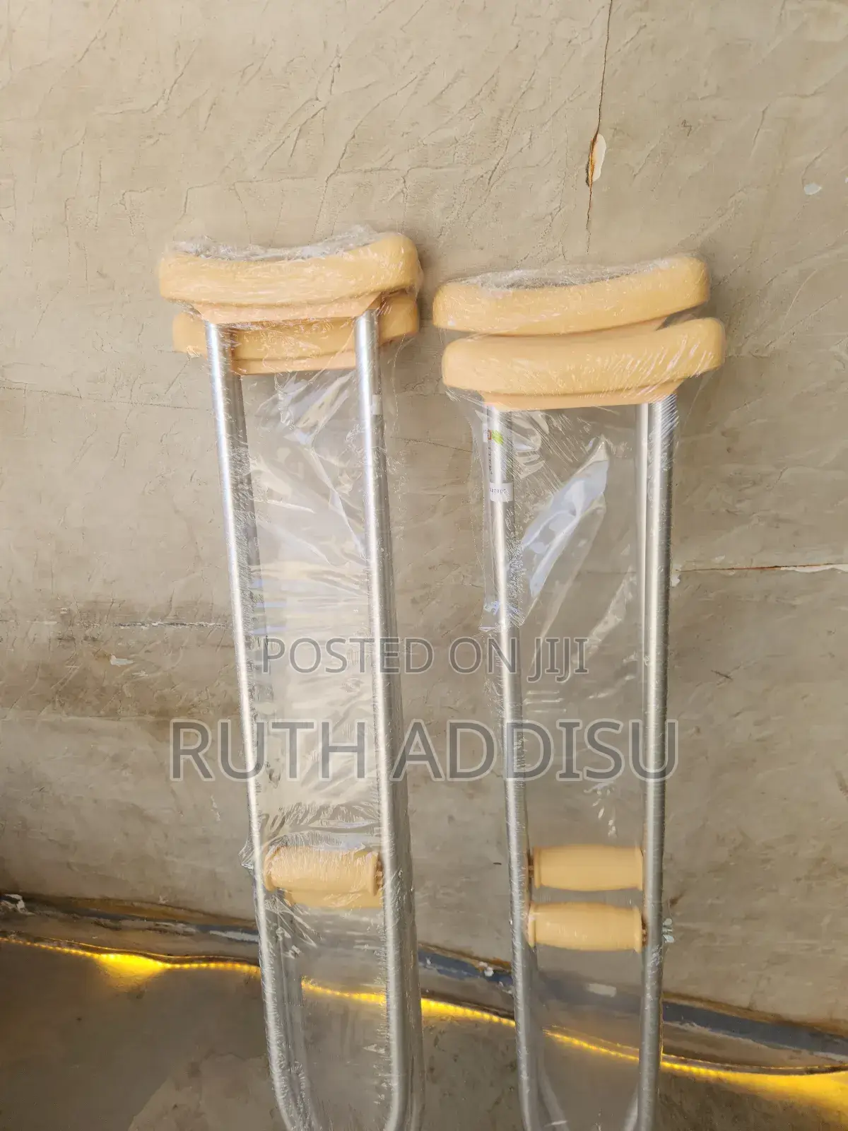 Crutches鋊卌crutches和風crutches畾沒crutches鬻頌伊crutches娽了crutches