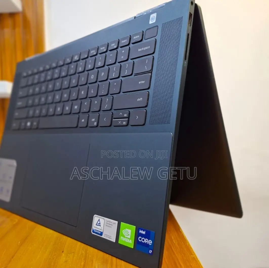 New Laptop Dell Inspiron 15 16GB Intel Core I7 SSD 1T