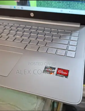 New Laptop HP Stream Notebook 8GB AMD Ryzen 5 SSD 256GB