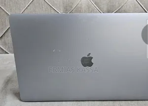 New Laptop Apple MacBook Pro 2019 32GB Intel Core I9 SSD 512GB