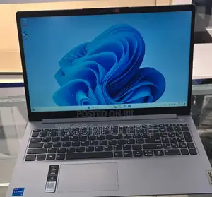 New Laptop Lenovo 8GB Intel Core I5 SSD 512GB