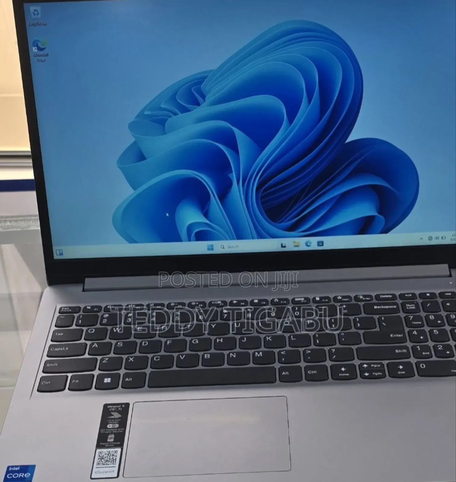 New Laptop Lenovo 8GB Intel Core I5 SSD 512GB