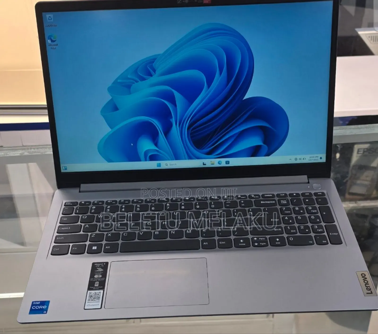 New Laptop Lenovo Ideapad 3 8GB Intel Core I5 SSD 512GB