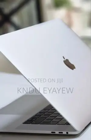 New Laptop Apple MacBook Pro 2017 16GB Intel Core I7 SSD 512GB