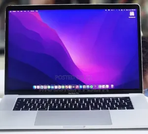 New Laptop Apple MacBook 2017 16GB Intel Core I7 SSD 512GB