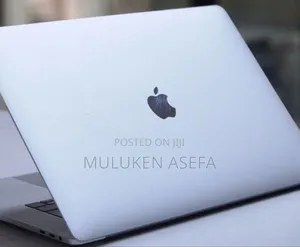 New Laptop Apple MacBook 2017 16GB Intel Core I7 SSD 512GB